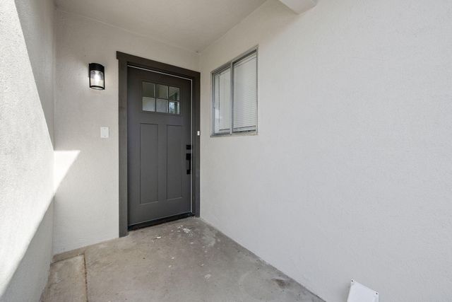 1209 Neville Street, Hanford, CA 93230