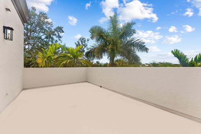 725 SW 4th Avenue, Fort Lauderdale, FL 33315