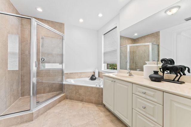 725 SW 4th Avenue, Fort Lauderdale, FL 33315