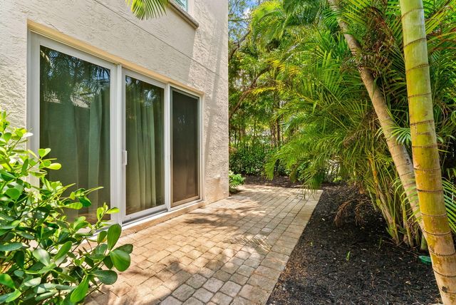 725 SW 4th Avenue, Fort Lauderdale, FL 33315