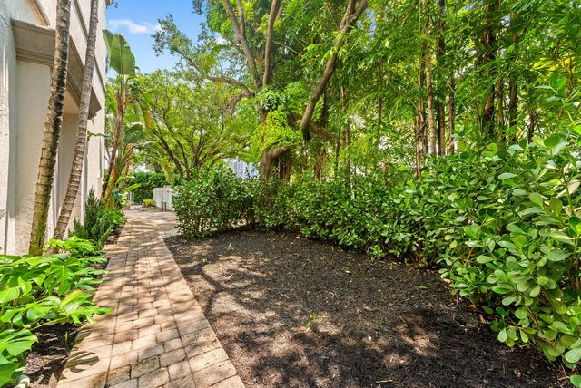 725 SW 4th Avenue, Fort Lauderdale, FL 33315