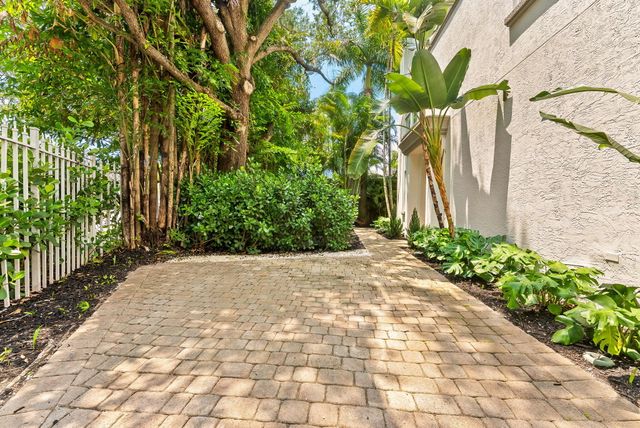 725 SW 4th Avenue, Fort Lauderdale, FL 33315