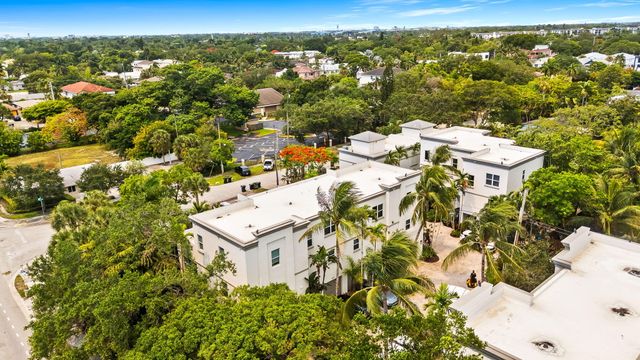 725 SW 4th Avenue, Fort Lauderdale, FL 33315
