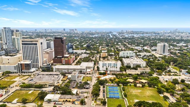 725 SW 4th Avenue, Fort Lauderdale, FL 33315