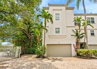 725 SW 4th Avenue, Fort Lauderdale, FL 33315