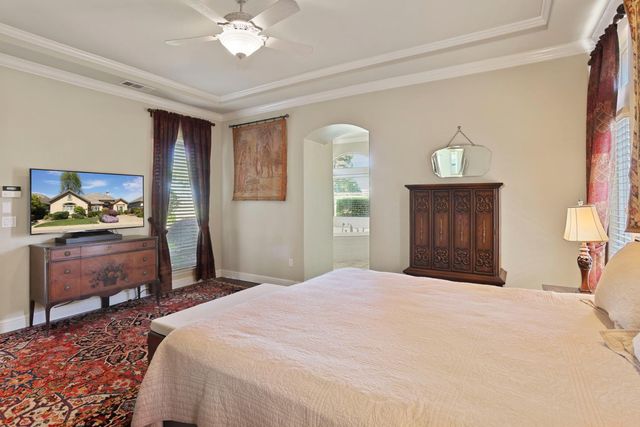 2735 Bristol Ln, Lodi, CA 95242