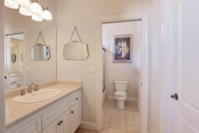 2735 Bristol Ln, Lodi, CA 95242