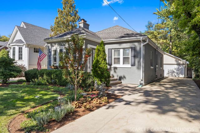 335 E Madison Avenue, Wheaton, IL 60187