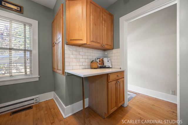 335 E Madison Avenue, Wheaton, IL 60187