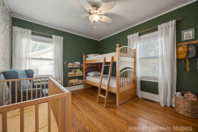 335 E Madison Avenue, Wheaton, IL 60187