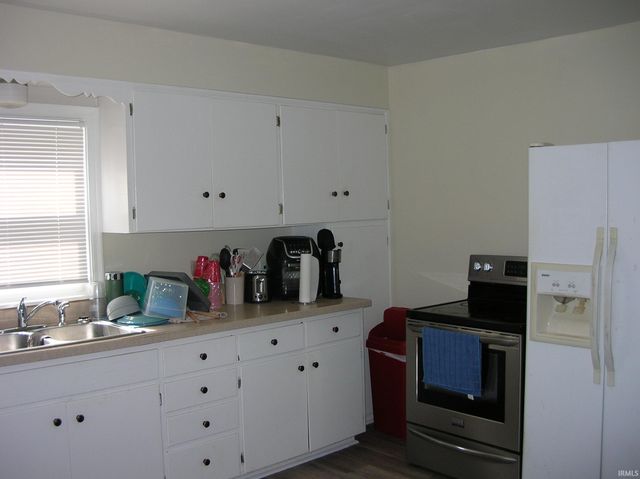 1907 E Chandler Avenue, Evansville, IN 47714