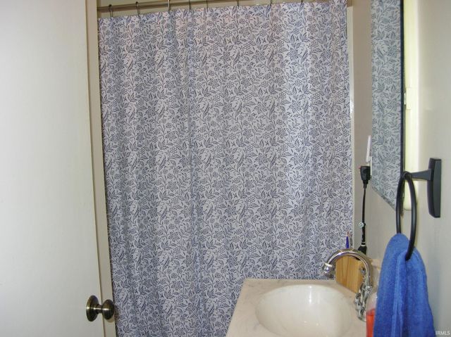 1907 E Chandler Avenue, Evansville, IN 47714