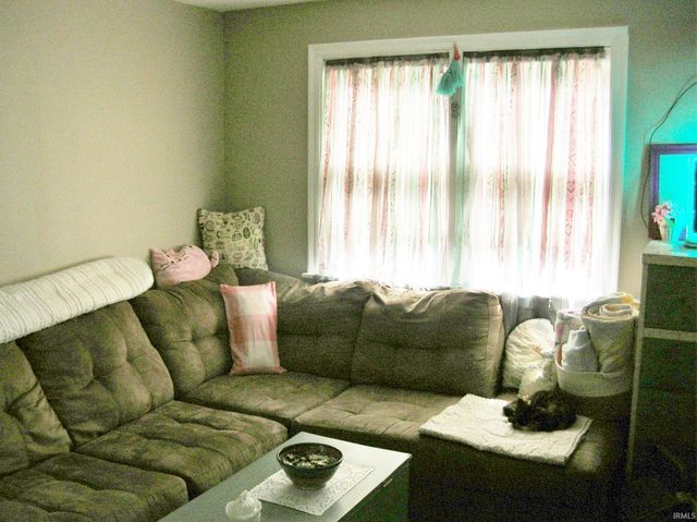 1907 E Chandler Avenue, Evansville, IN 47714