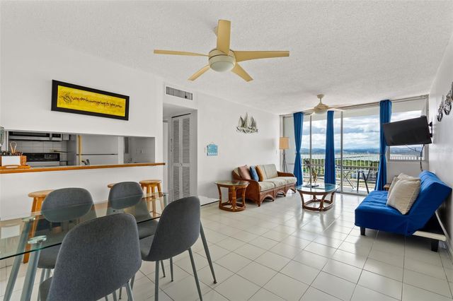 5349 AVENIDA ISLA VERDE 1801, Carolina, PR 00979