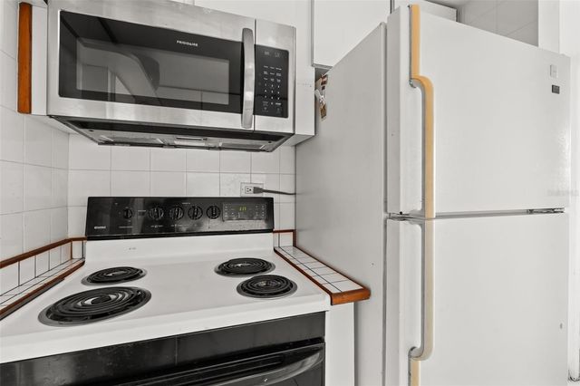 5349 AVENIDA ISLA VERDE 1801, Carolina, PR 00979