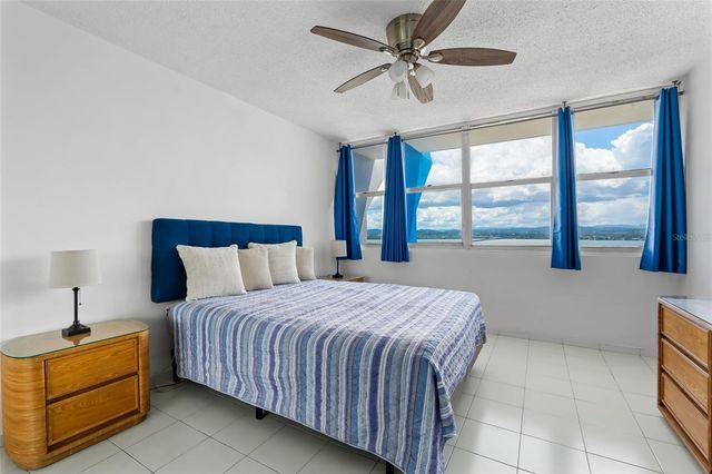 5349 AVENIDA ISLA VERDE 1801, Carolina, PR 00979