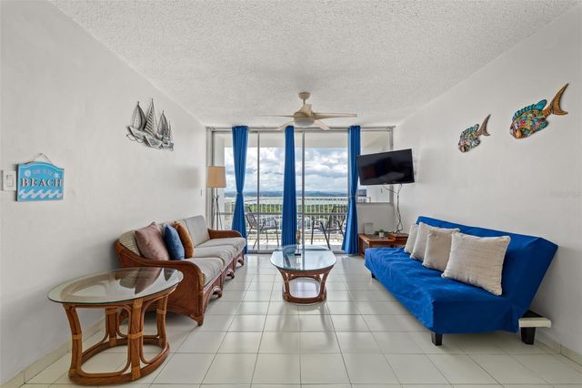 5349 AVENIDA ISLA VERDE 1801, Carolina, PR 00979