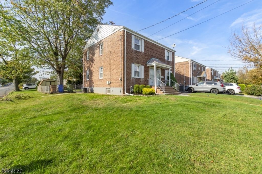 1118 W Henry St, Linden City, NJ 07036 — photo 2