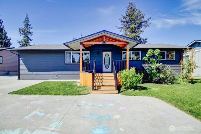 1113 Curtis Street, Burlington, WA 98233