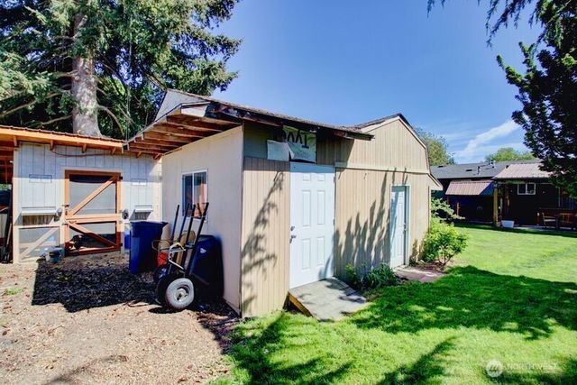 1113 Curtis Street, Burlington, WA 98233