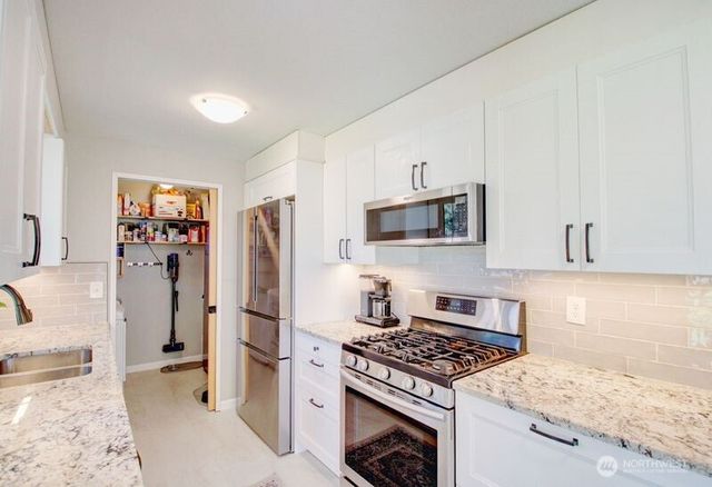 1113 Curtis Street, Burlington, WA 98233