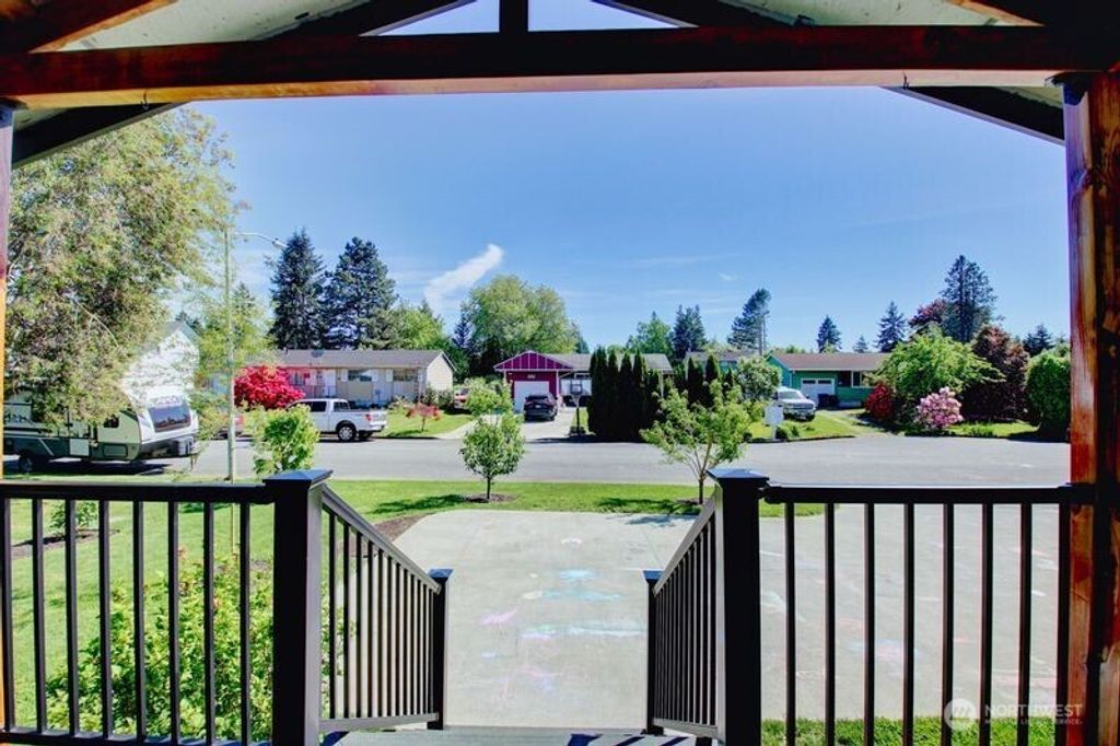 1113 Curtis Street, Burlington, WA 98233