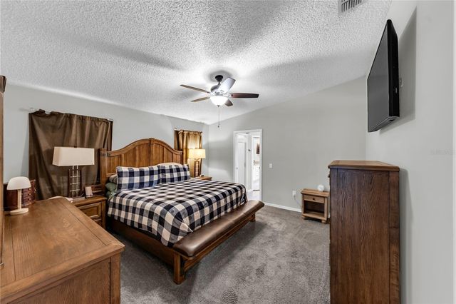 1910 HIGH GLEN COURT N, Lakeland, FL 33813