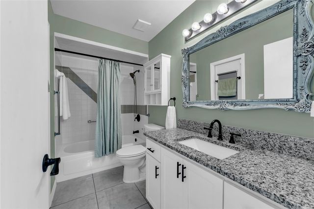1910 HIGH GLEN COURT N, Lakeland, FL 33813