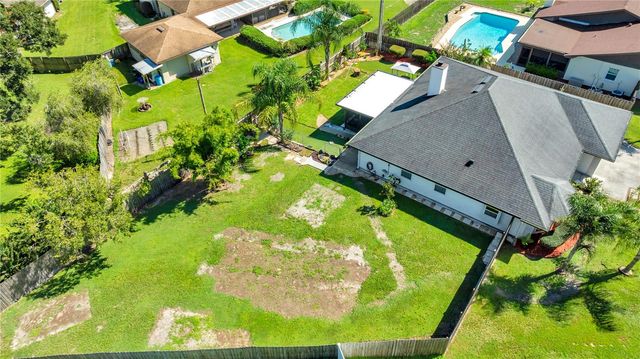 1910 HIGH GLEN COURT N, Lakeland, FL 33813