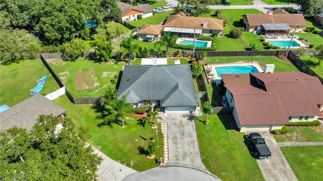 1910 HIGH GLEN COURT N, Lakeland, FL 33813