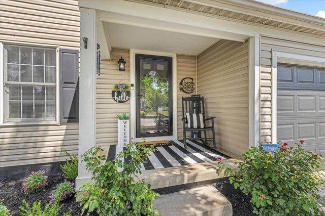 2719 Fernwood Avenue, Lancaster, OH 43130