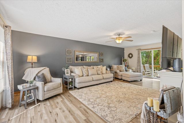 2719 Fernwood Avenue, Lancaster, OH 43130