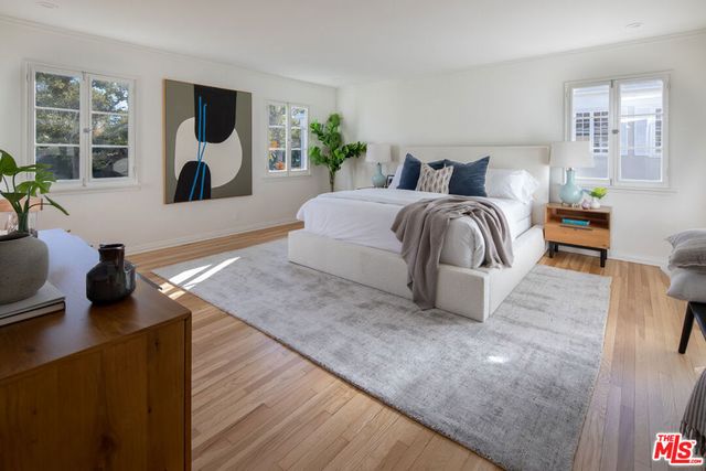 712 Walden Drive, Beverly Hills, CA 90210