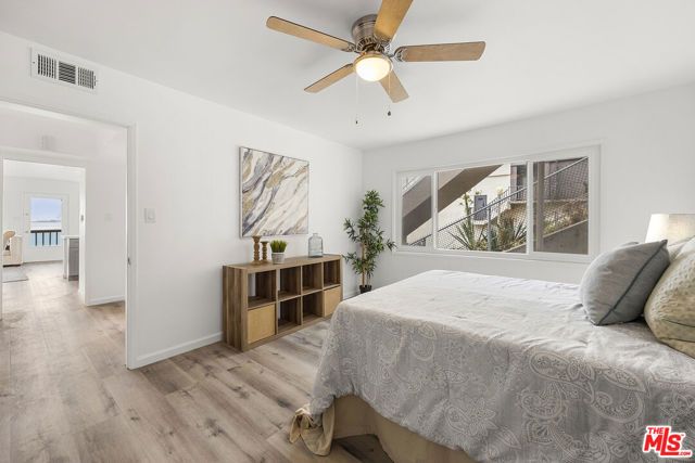 22 5th Place, Long Beach, CA 90802