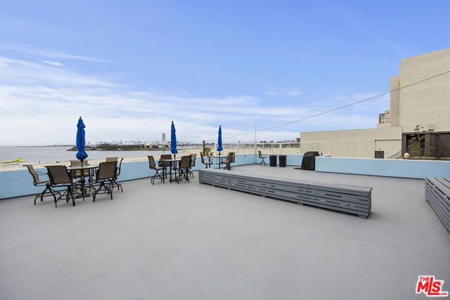 22 5th Place, Long Beach, CA 90802