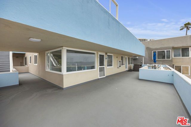 22 5th Place, Long Beach, CA 90802