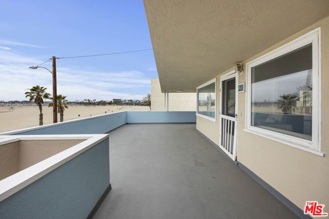 22 5th Place, Long Beach, CA 90802