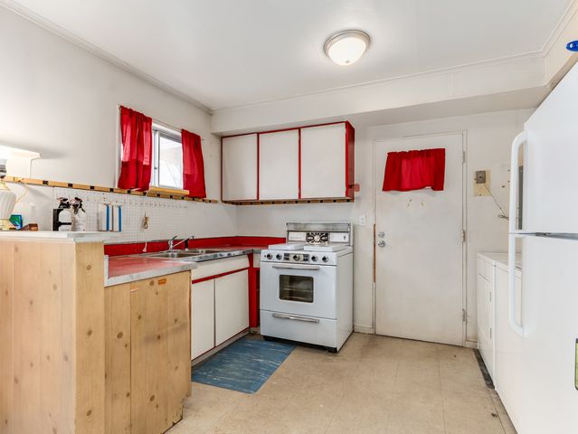 16202 Saint Louis Avenue, Markham, IL 60428