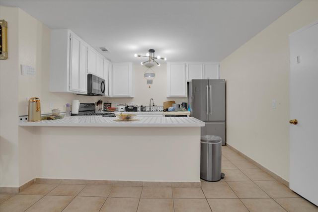 1227 Windsor Ct, Turlock, CA 95380