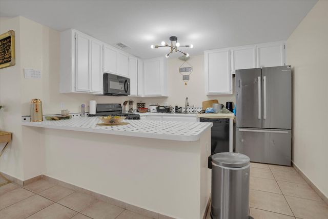 1227 Windsor Ct, Turlock, CA 95380