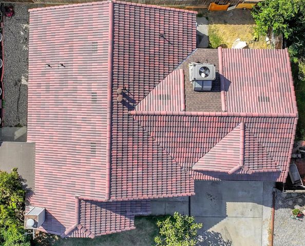 1227 Windsor Ct, Turlock, CA 95380