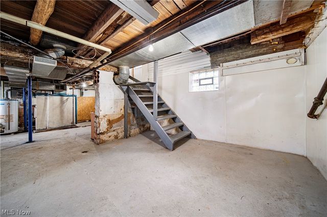 2335 Greensburg Road, North Canton, OH 44720