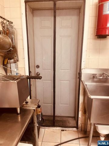 169 Anderson Avenue, Fairview, NJ 07022