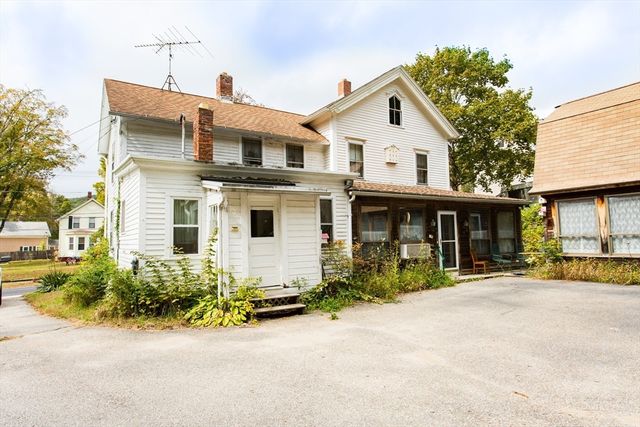 233 Maple St, Warren, MA 01083