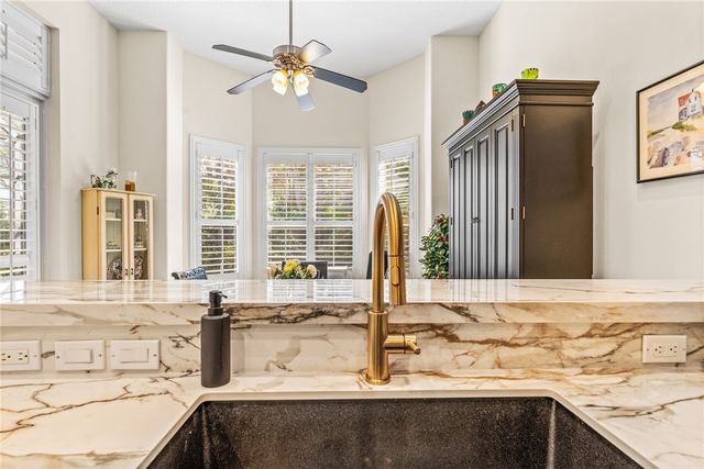 1213 River Wind Circle, Vero Beach, FL 32967