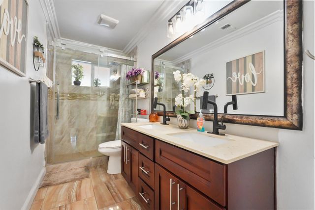 19181 Frank Ct, Woodbridge, CA 95258