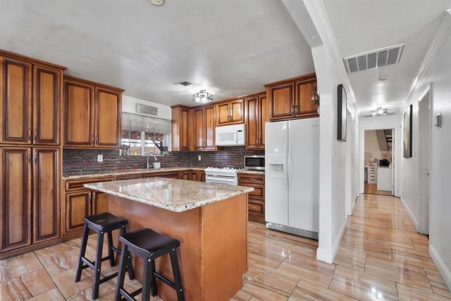 19181 Frank Ct, Woodbridge, CA 95258