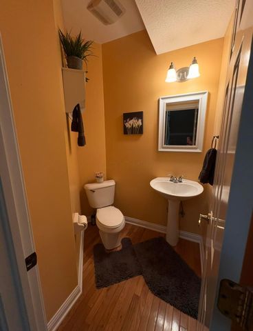 2375 Cross Creek Court, Lewis Center, OH 43035