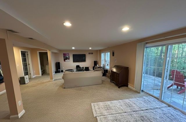 2375 Cross Creek Court, Lewis Center, OH 43035