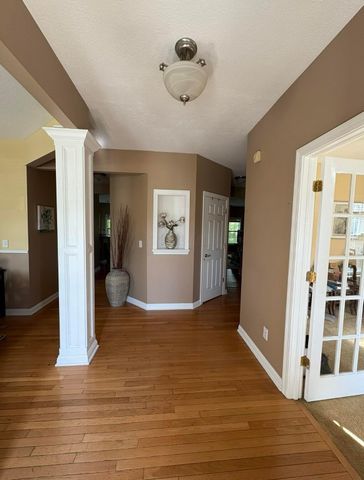 2375 Cross Creek Court, Lewis Center, OH 43035